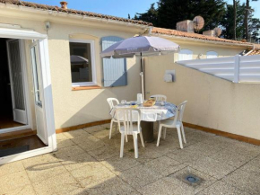 Maison de Vacances Cosy à 800m de la Plage avec Cour Privative et Accès WIFI - FR-1-231-161